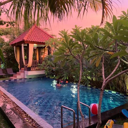 Villa Rosseno - Evelyn Private Pool And Garden Yogyakarta Dış mekan fotoğraf